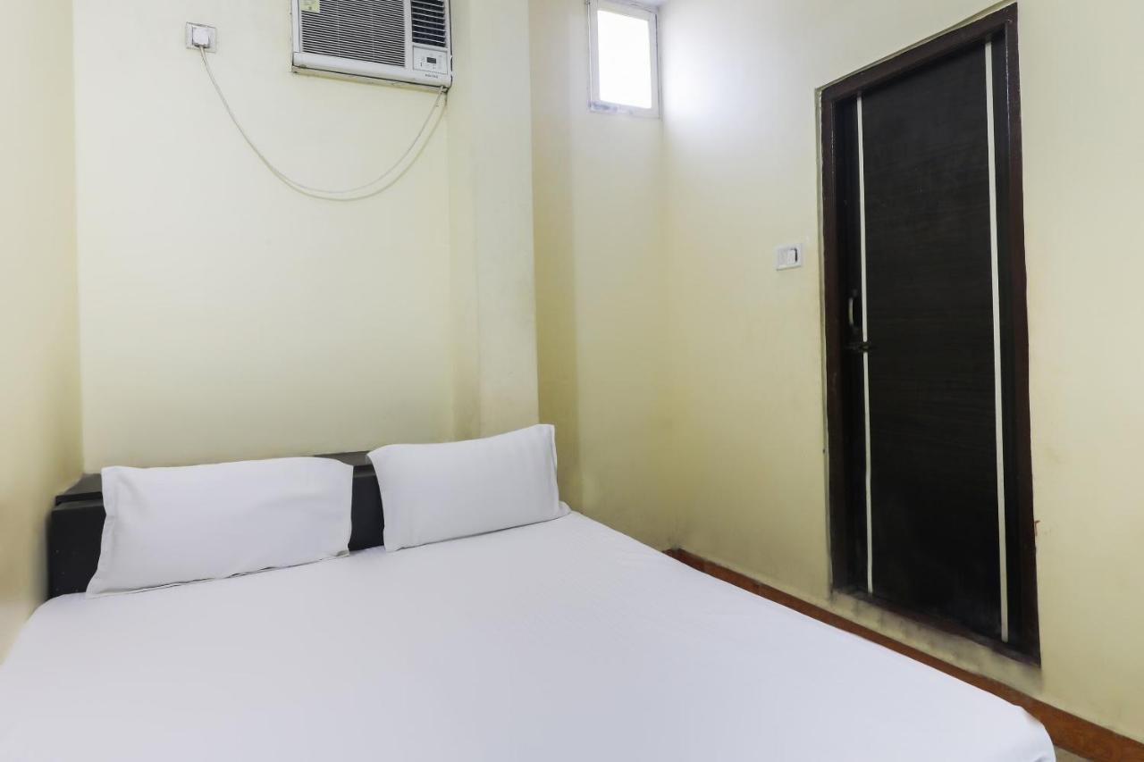 Spot On 48832 Balaji Parisar Hotel Ujjain Buitenkant foto
