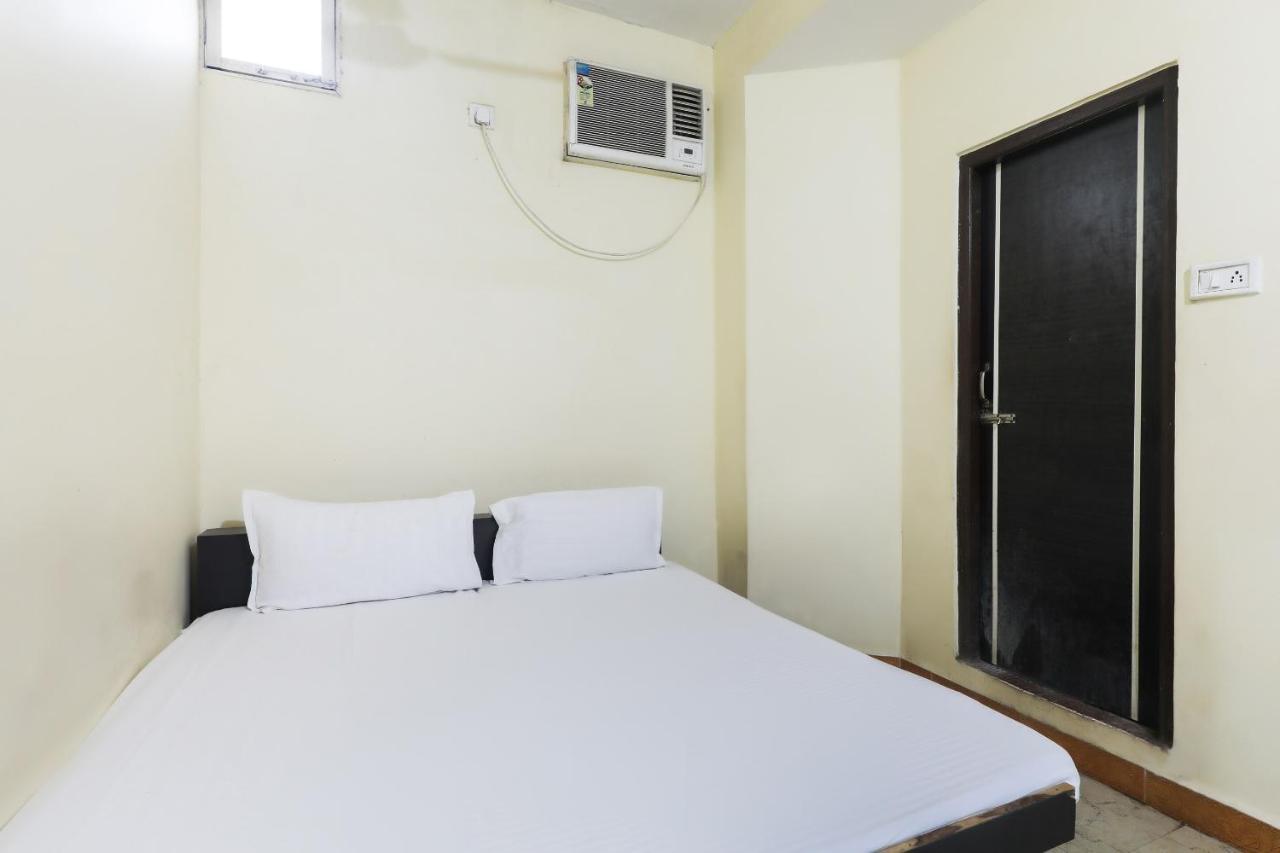 Spot On 48832 Balaji Parisar Hotel Ujjain Buitenkant foto