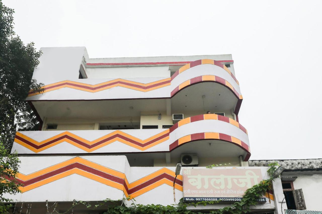 Spot On 48832 Balaji Parisar Hotel Ujjain Buitenkant foto